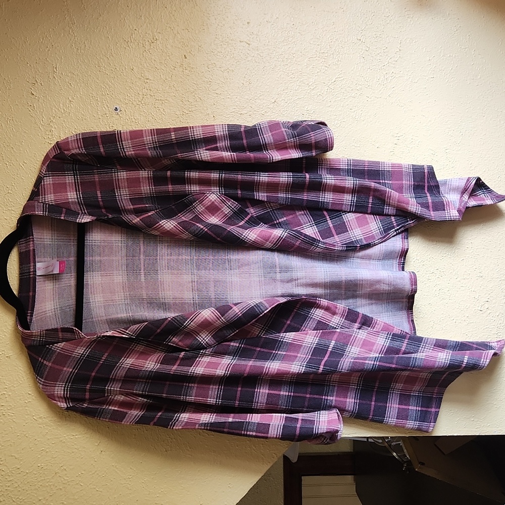 No Boundaries Pink and Gray Plaid Cardigan Fall Flannel